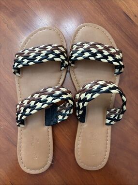 Universal Thread Braided Double-Strap Slide Sandals in Brown, Black & Cream